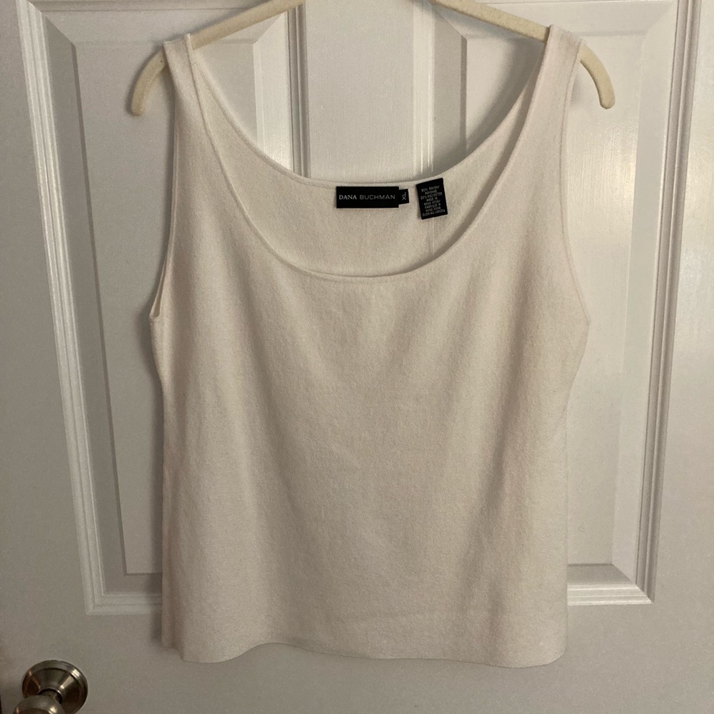 Vintage Dana Buchman White XL top.